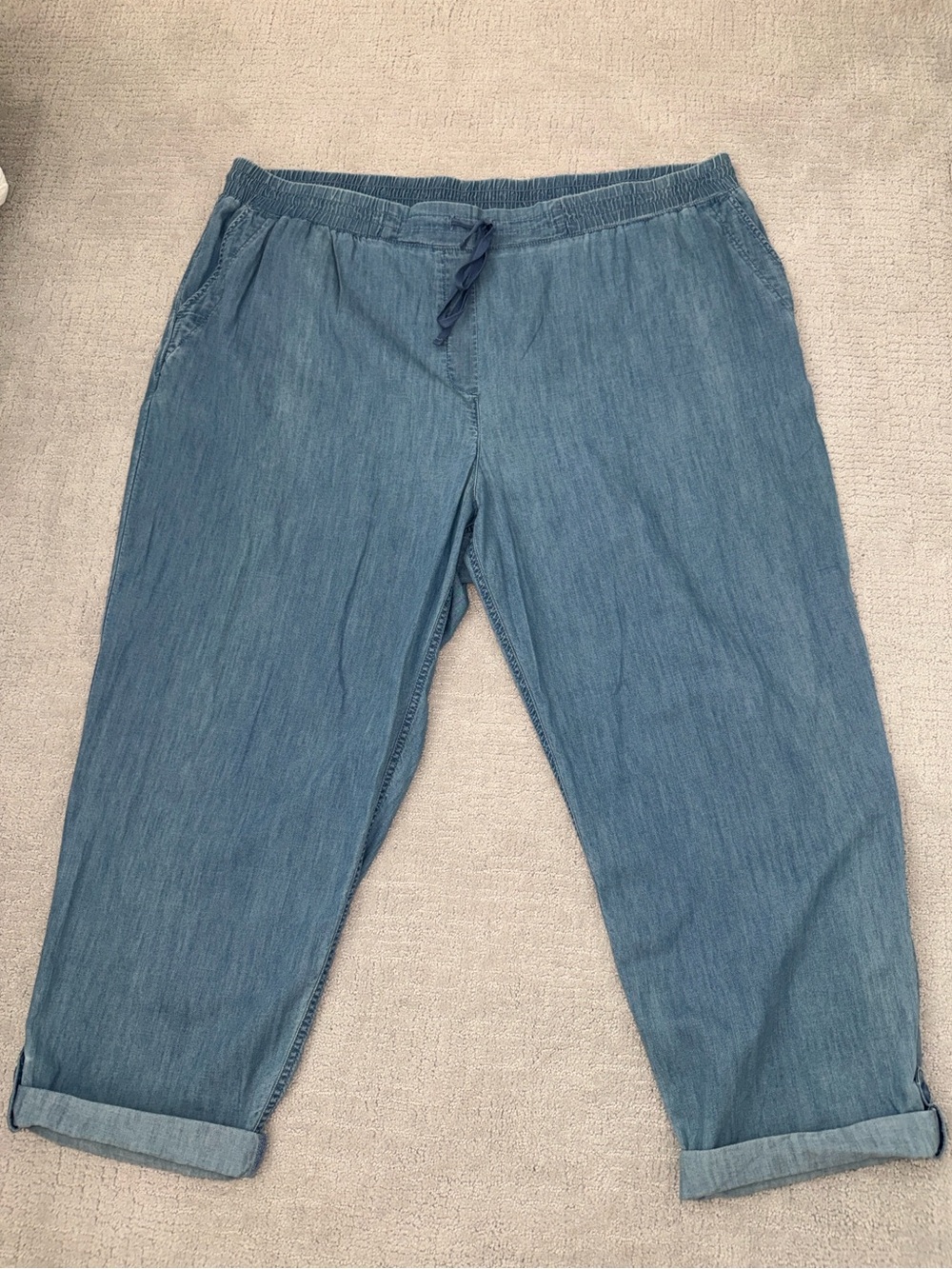 NWOT Talbots Light Blue Chambray Drawstring Boyfriend Jeans Rolled Cuff